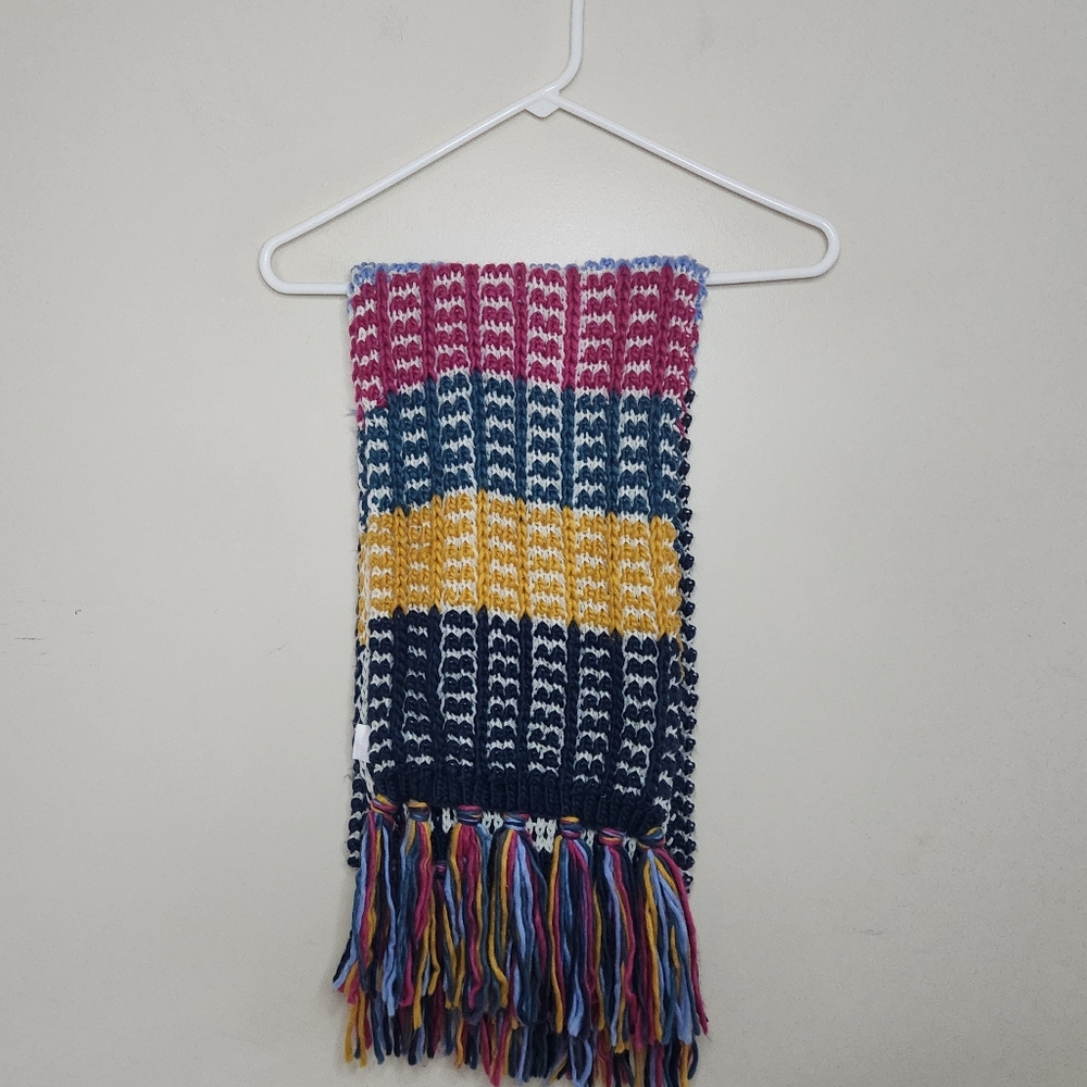 Women's Multicolor Knit Scarf